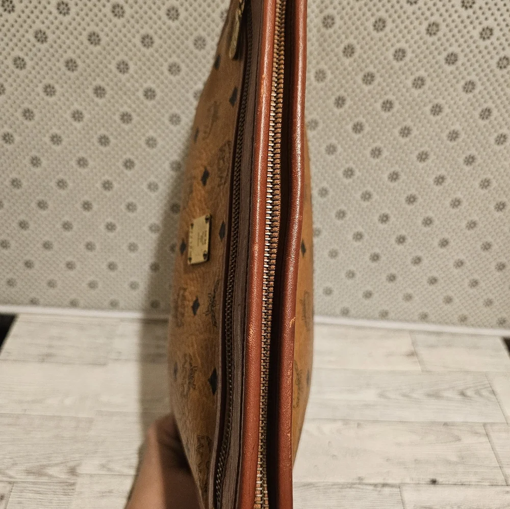 MCM Brown Leather Clutch Bag - Picture 8 of 15
